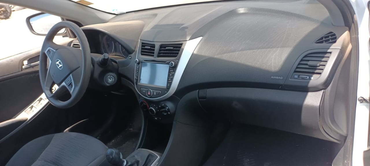  Hyundai ACCENT 2012    EN DESARME